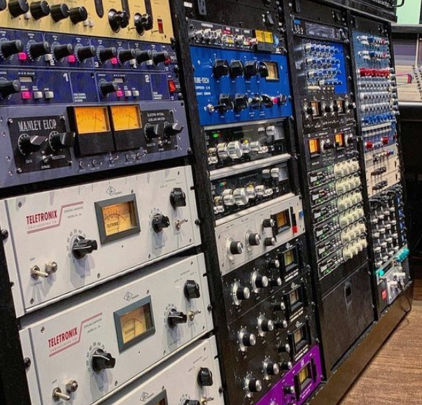 Plenty of hardware outboard processing